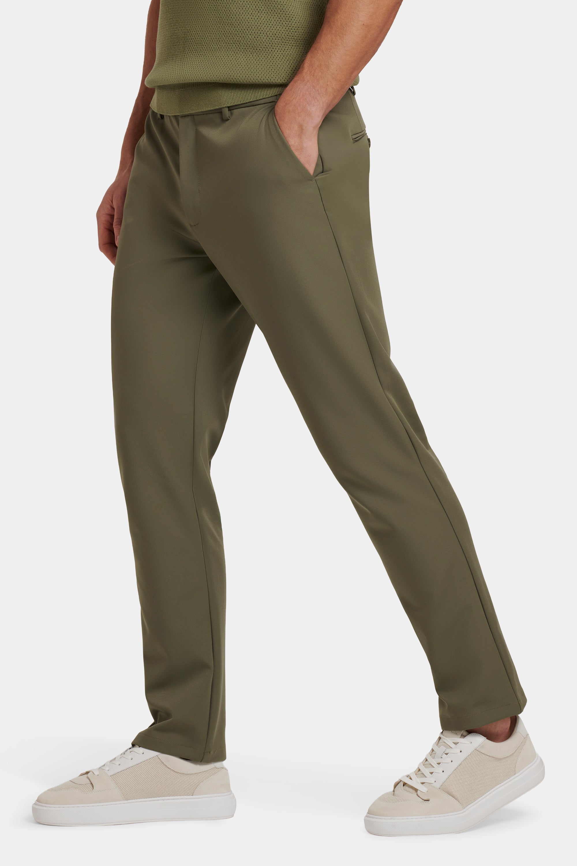 LOS PANTALONES TECH