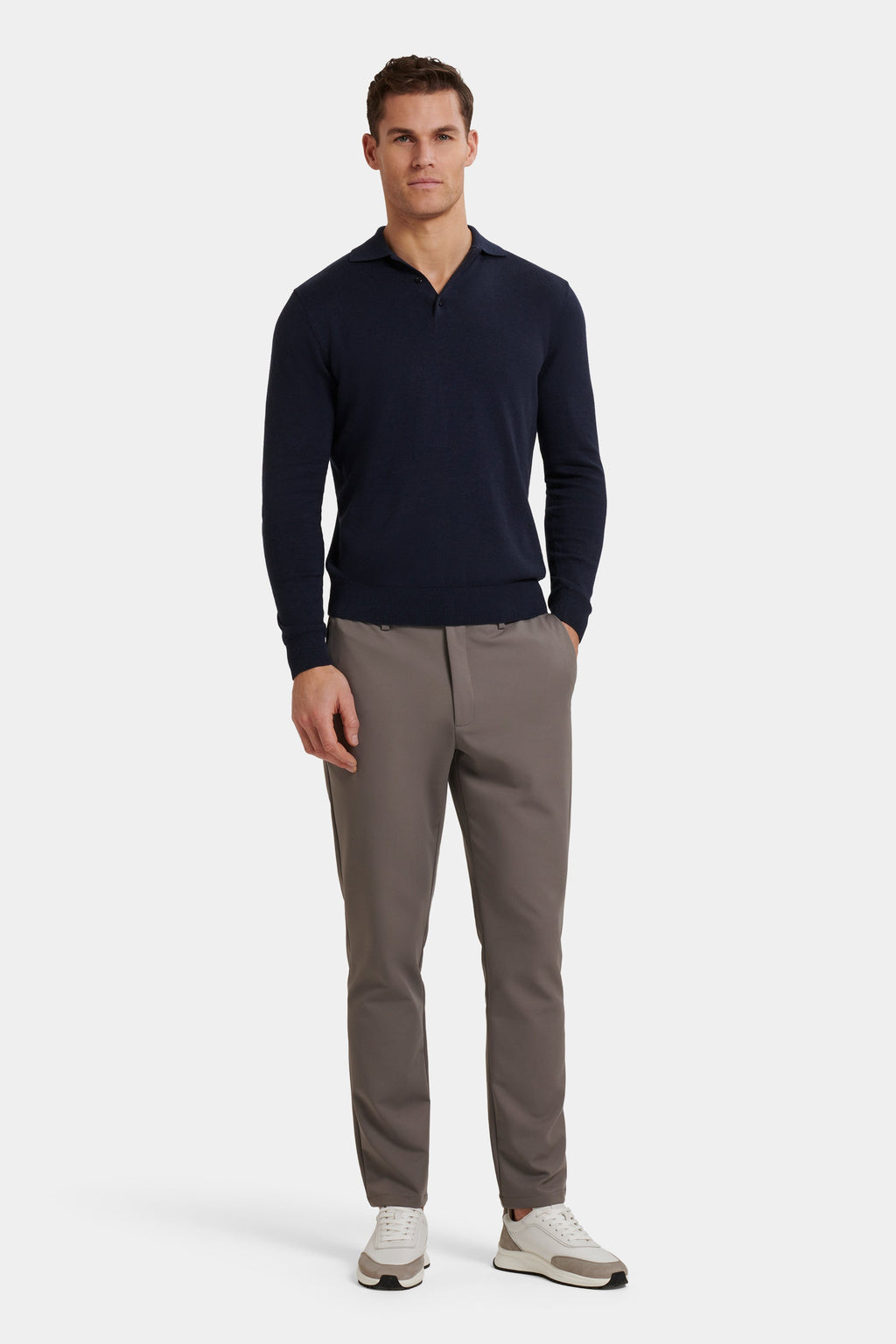 LOS PANTALONES TECH