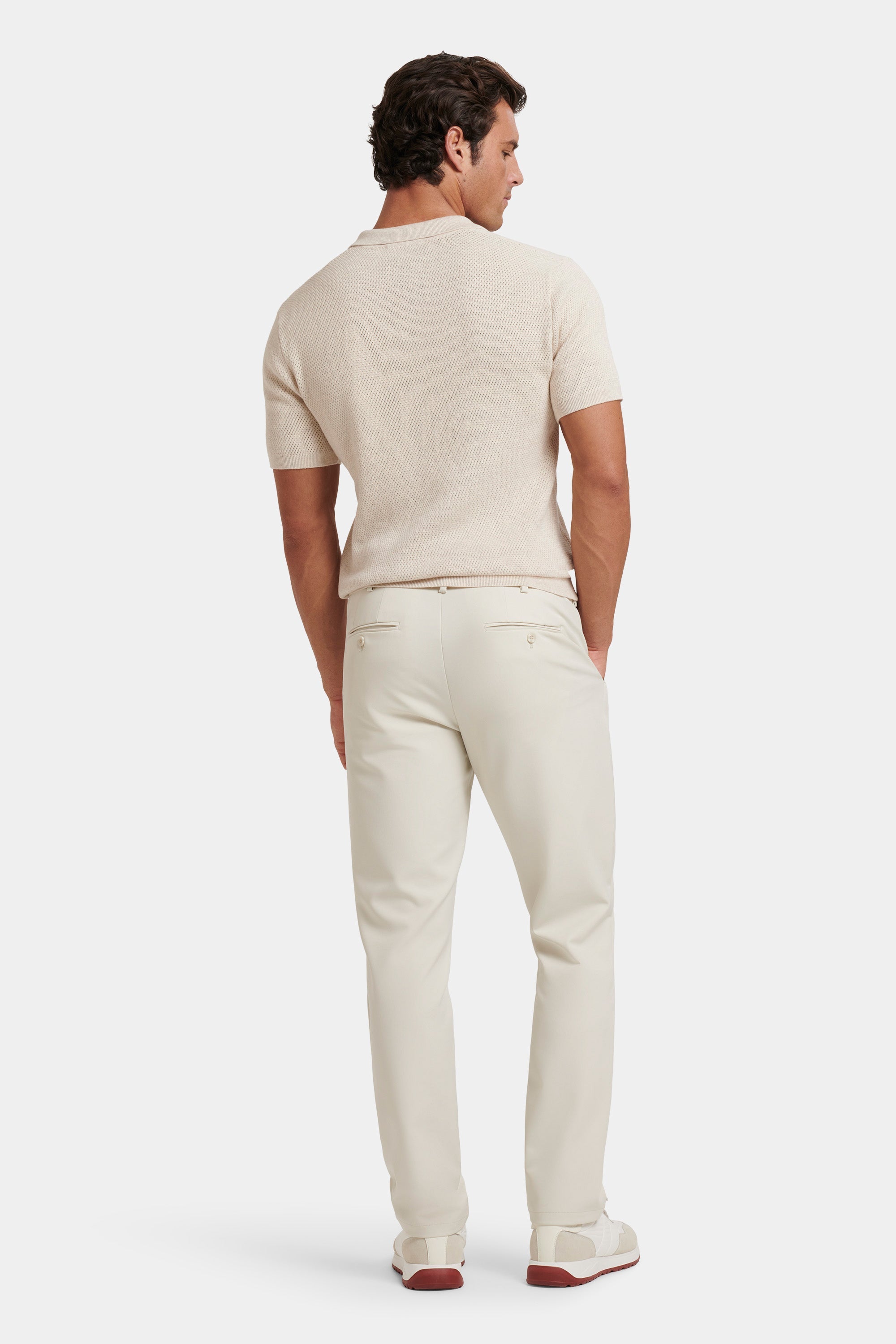 LOS PANTALONES TECH