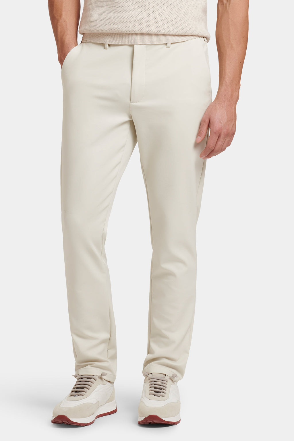 LOS PANTALONES TECH