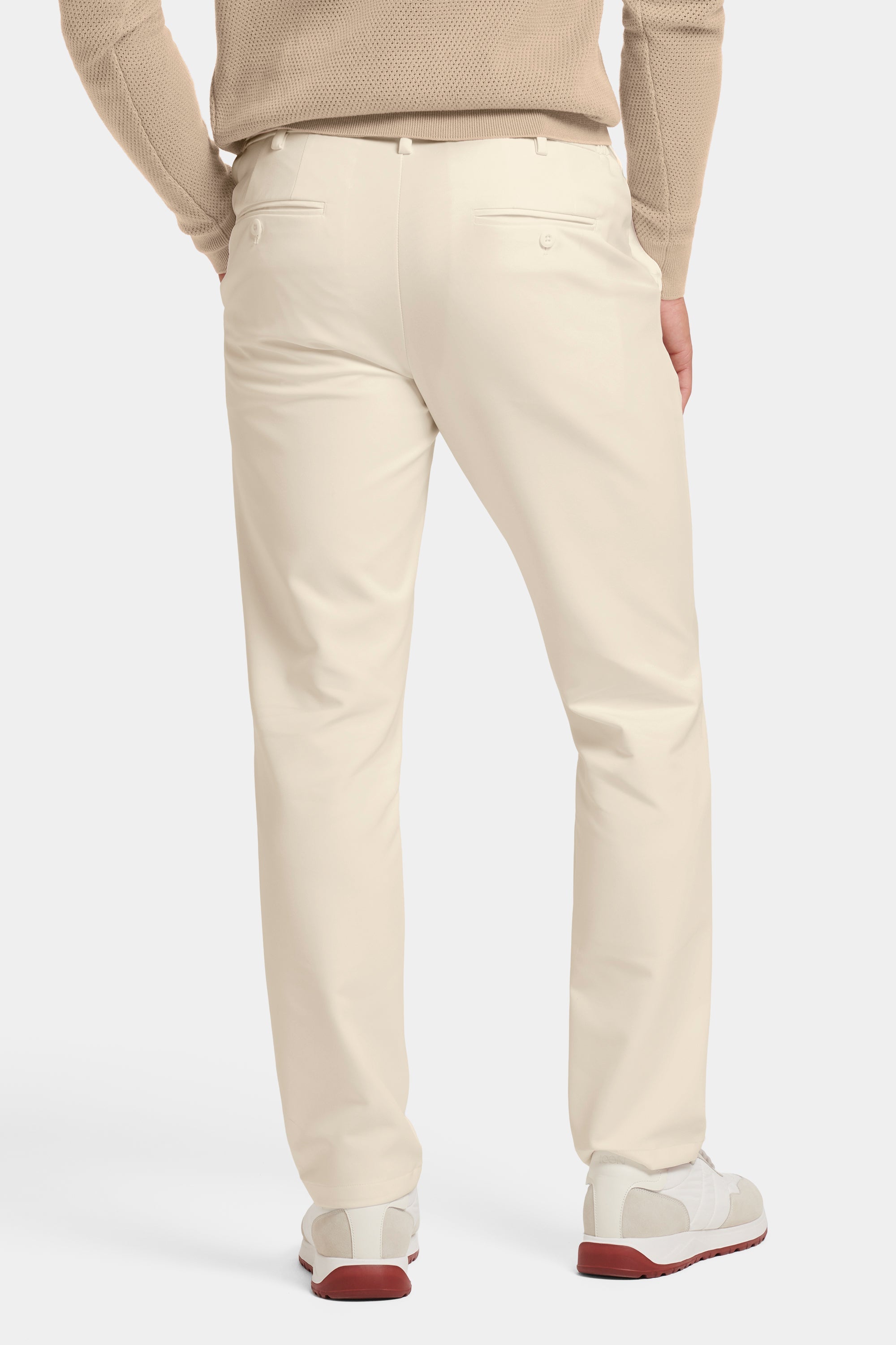LOS PANTALONES TECH