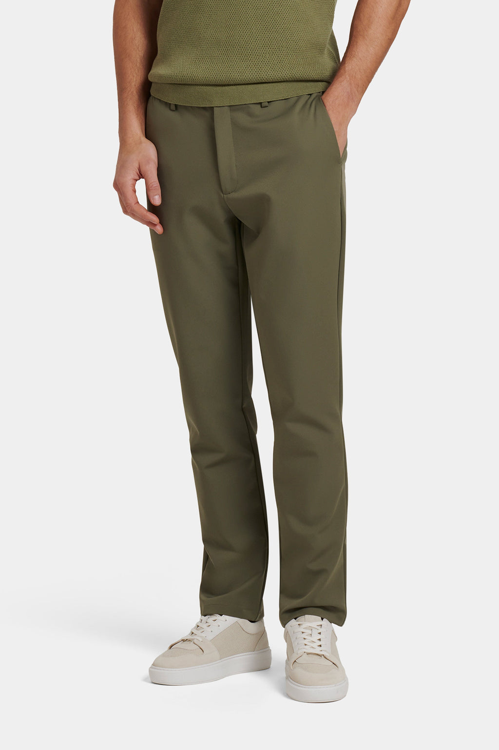 LOS PANTALONES TECH