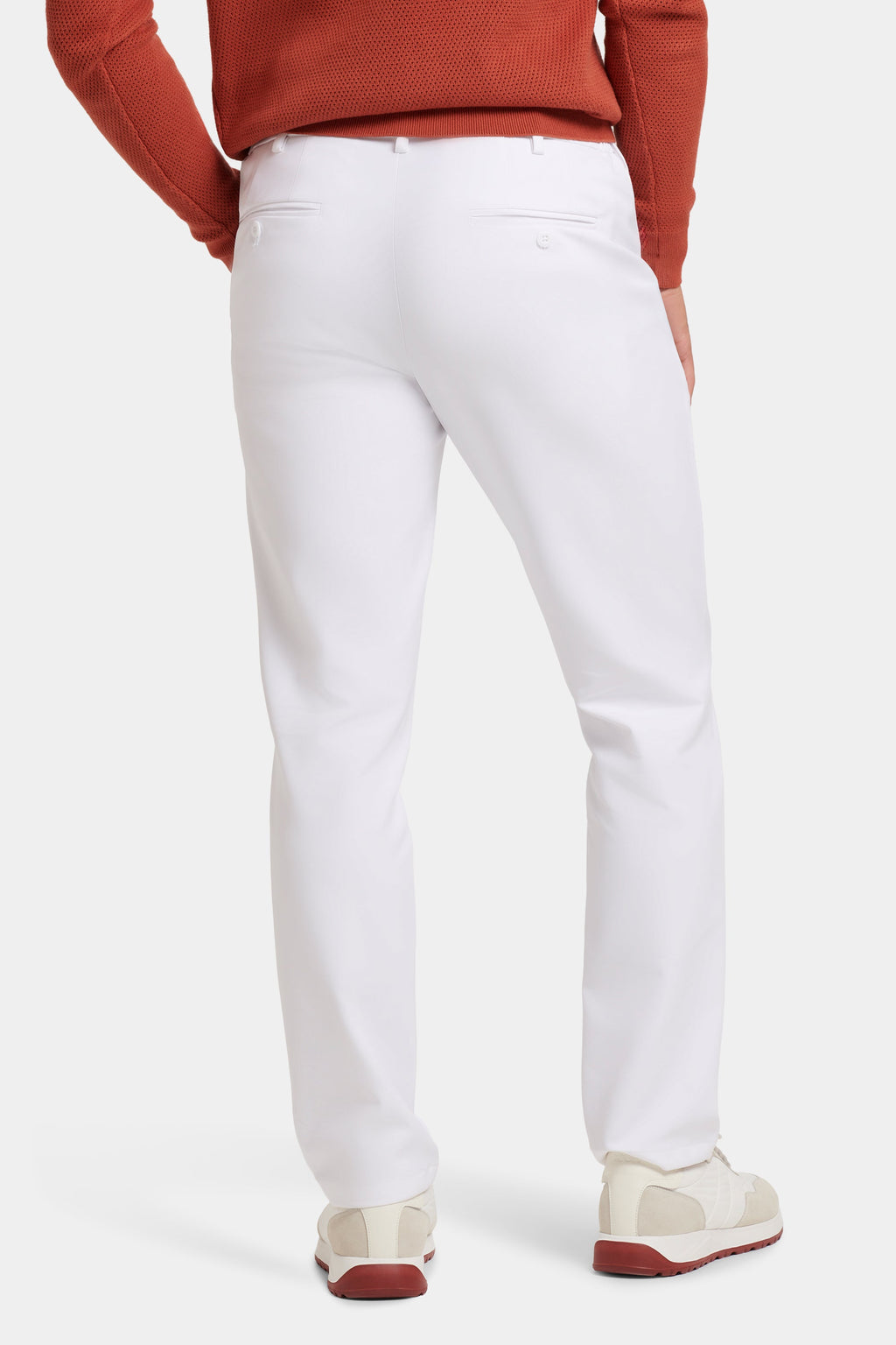 LOS PANTALONES TECH