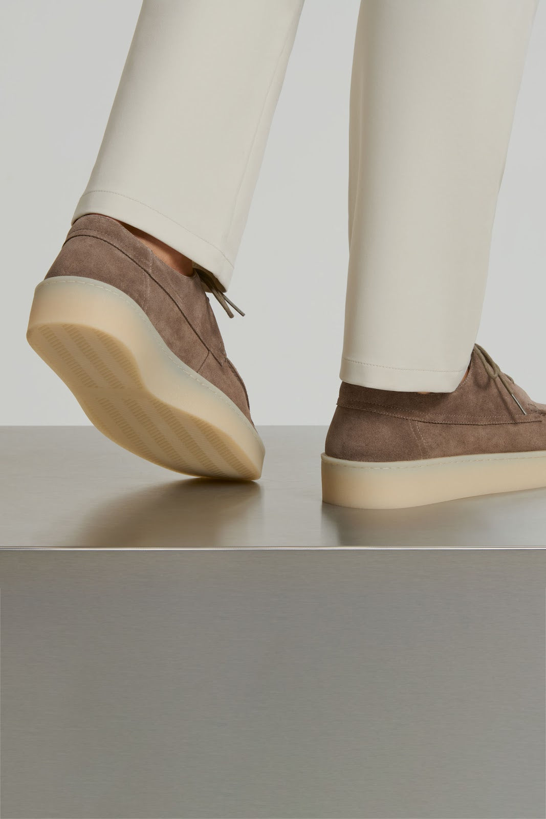 EL MOCASÍN CLÁSICO CON CORDONES