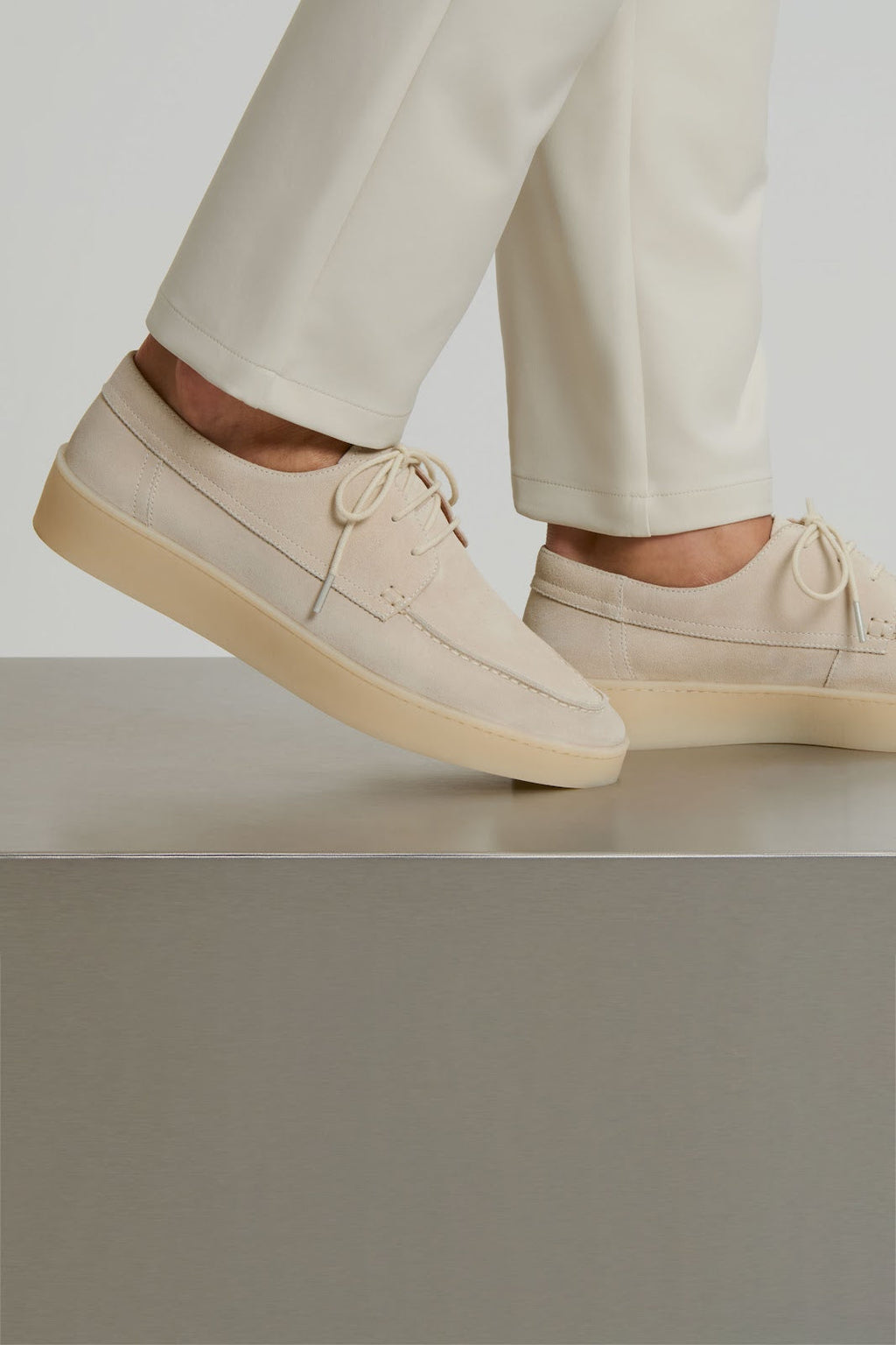 EL MOCASÍN CLÁSICO CON CORDONES