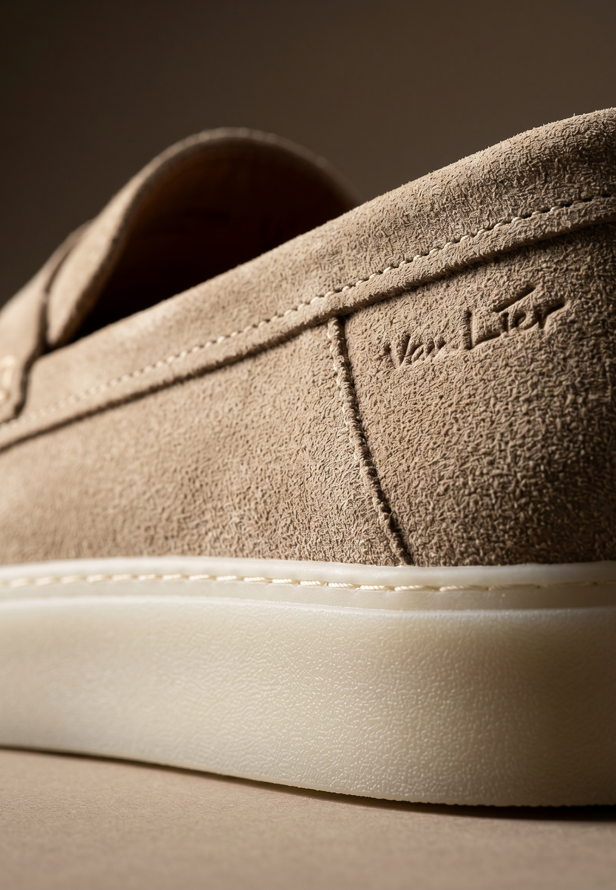 Mocasín Bari de ante beige