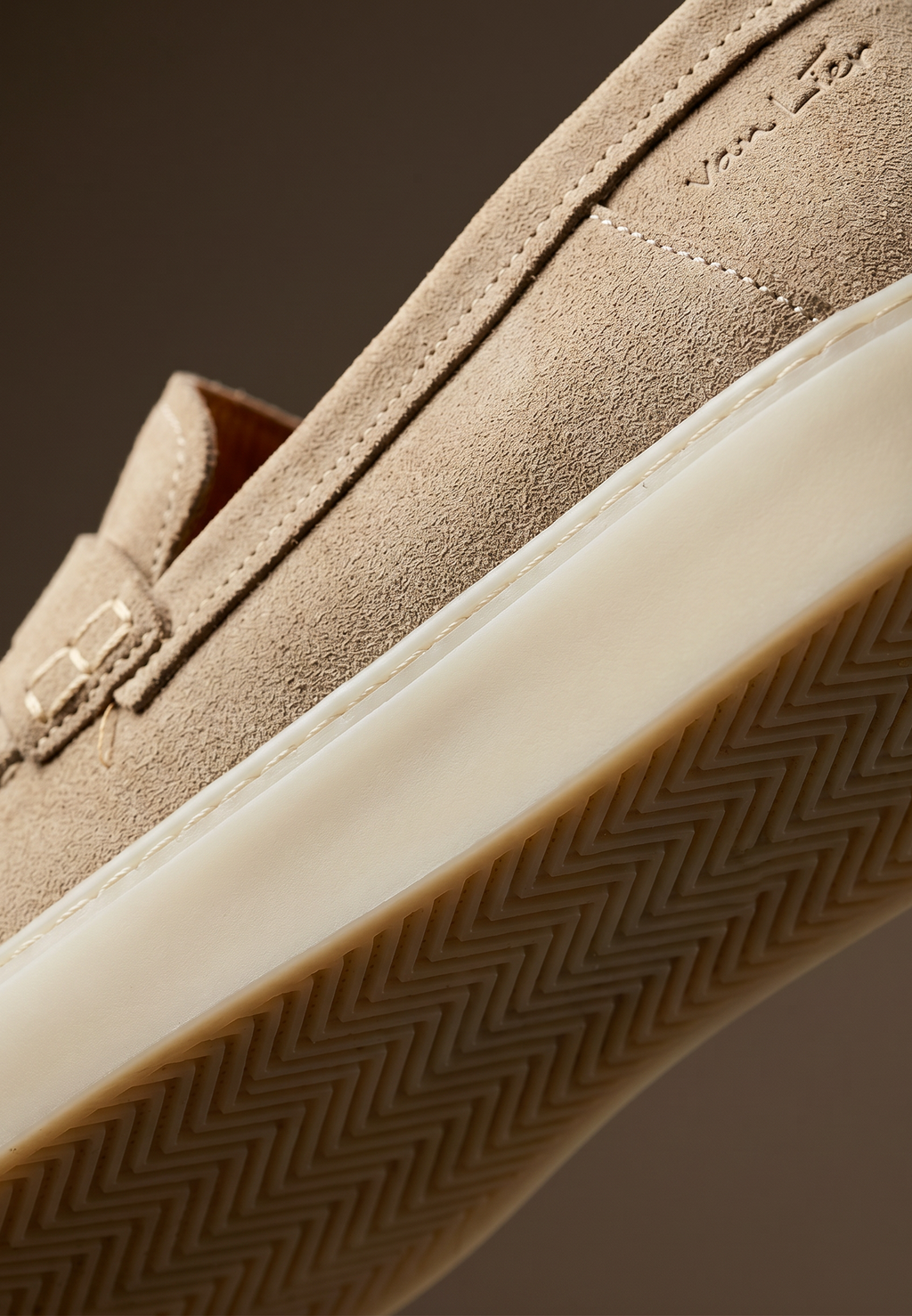 Mocasín Bari de ante beige